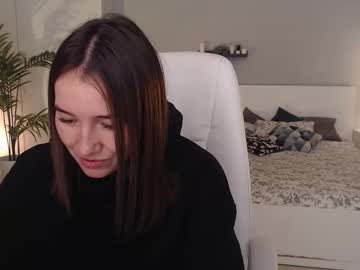 Bellla_Haddid Chaturbate stream image from September 19, 2025