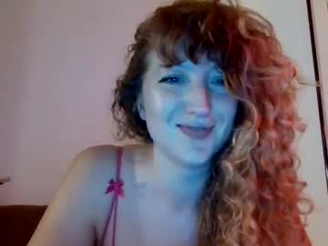 Islaadora Chaturbate stream image from September 19, 2025