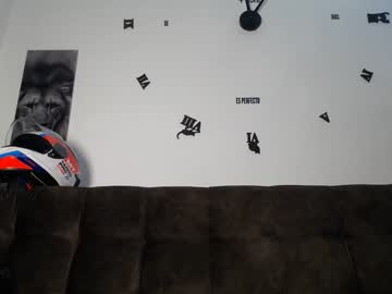 Gianni_Donato95 Chaturbate stream image from September 19, 2025
