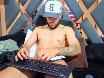 Alexx_Cruz1 Chaturbate stream image from September 19, 2025