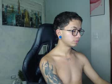 Hetfield_24 Chaturbate stream image from September 19, 2025