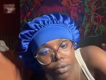 Kinkycoupleinteracial Chaturbate stream image from September 19, 2025