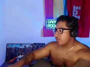 Mushrooncat Chaturbate stream image from September 19, 2025