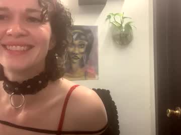 Southerndolls Chaturbate stream image from September 19, 2025