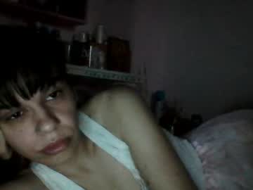 Caroisback Chaturbate stream image from September 19, 2025