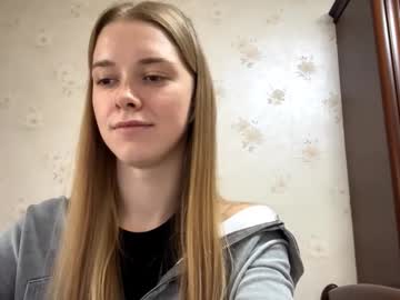 Lindseysimco Chaturbate stream image from September 19, 2025