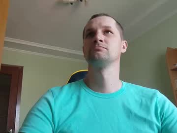 Pankolucky Chaturbate stream image from September 19, 2025