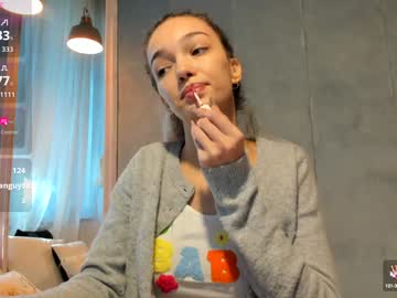 Sassyt33n Chaturbate stream image from September 19, 2025