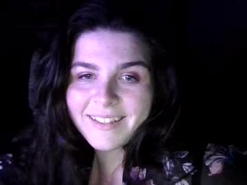 Bratty_Mamaa Chaturbate stream image from September 19, 2025
