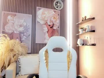 Pola_Adams Chaturbate stream image from September 19, 2025