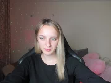Rousereed Chaturbate stream image from September 19, 2025