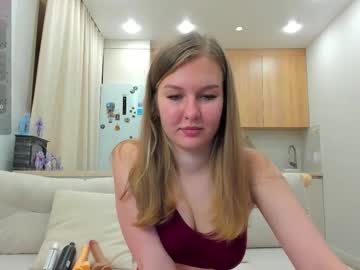 Stellajhonson Chaturbate stream image from September 19, 2025