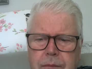 Kinkynylons60 Chaturbate stream image from September 19, 2025