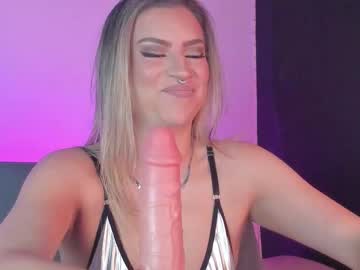 Milkyymouth Chaturbate stream image from September 19, 2025