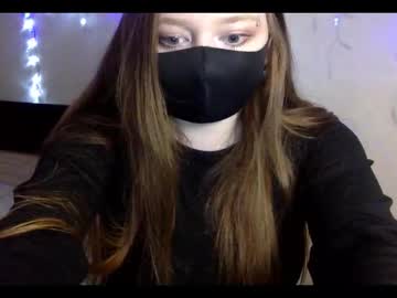 Vikippink Chaturbate stream image from September 19, 2025