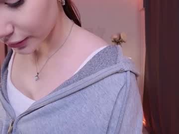 Eloise_Meyy Chaturbate stream image from September 19, 2025