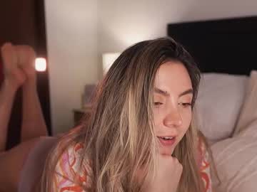 Happyhoney_ Chaturbate stream image from September 19, 2025