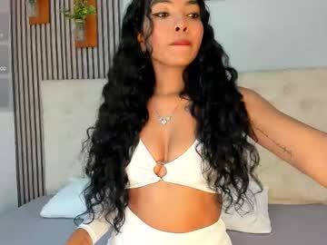 Annalandry Chaturbate stream image from September 19, 2025