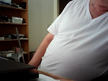 Fatbellyitalian Chaturbate stream image from September 19, 2025