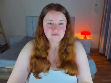 Polinasallivan Chaturbate stream image from September 19, 2025