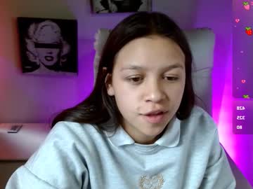 Samantharoldan Chaturbate stream image from September 19, 2025