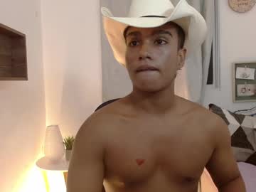 Juliannmattius Chaturbate stream image from September 19, 2025