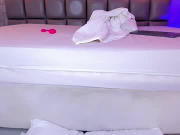 Megan_Woll Chaturbate stream image from September 19, 2025