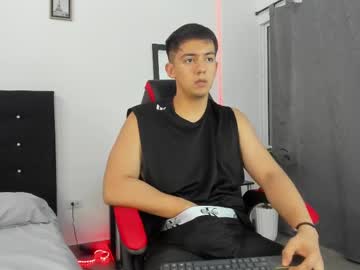 Theonxxs Chaturbate stream image from September 19, 2025