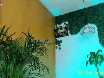 Curlyrose_ Chaturbate stream image from September 19, 2025