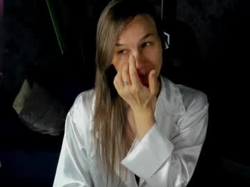 Lillian_White1 stream image from September 19, 2025