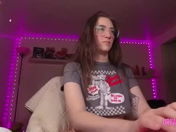 Urhappywaifu Chaturbate stream image from September 20, 2025