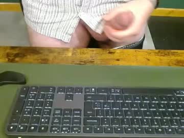 Lilg1985 Chaturbate stream image from September 20, 2025