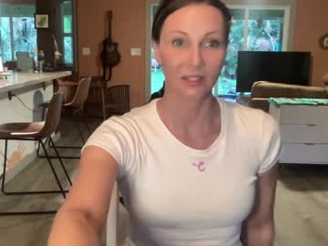 Kaileeshy Chaturbate stream image from September 20, 2025
