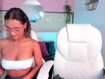 Gigi_Strawberry Chaturbate stream image from September 20, 2025