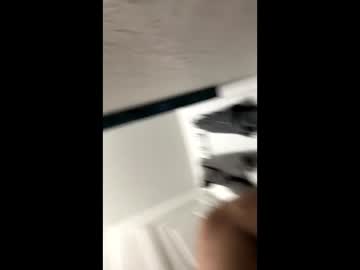 Lavars122 Chaturbate stream image from September 20, 2025