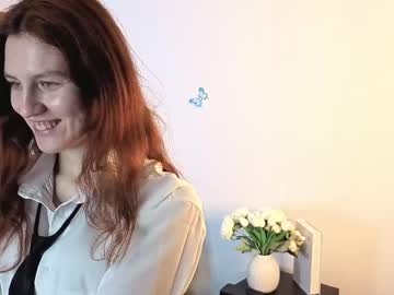 Little_Red_Rosy Chaturbate stream image from September 20, 2025