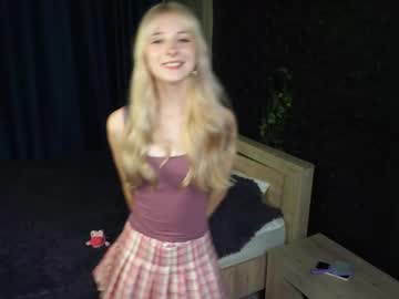 Evaqt Chaturbate stream image from September 20, 2025