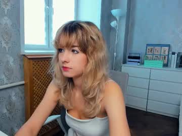 Quiet_Glowww Chaturbate stream image from September 20, 2025