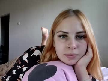 Alismoona Chaturbate stream image from September 20, 2025