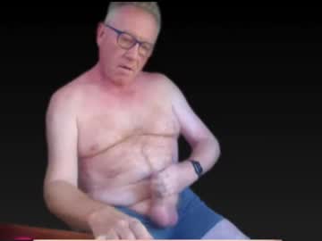 Roberttherabbit Chaturbate stream image from September 20, 2025