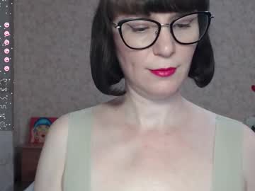Irenlarasani Chaturbate stream image from September 20, 2025
