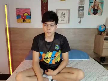 Justinbiler Chaturbate stream image from September 20, 2025