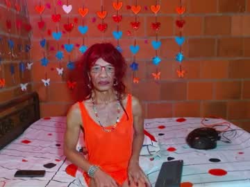 Lorenacapelli Chaturbate stream image from September 20, 2025