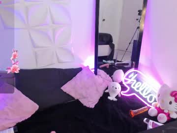 Miahreyes Chaturbate stream image from September 20, 2025