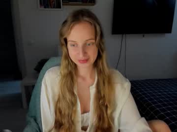 Violet_Blue_Eyes Chaturbate stream image from September 20, 2025