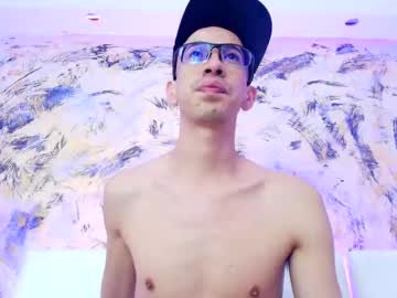 Dustindollin_ Chaturbate stream image from September 20, 2025