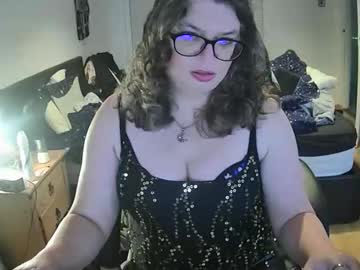 Curleyshirley Chaturbate stream image from September 20, 2025