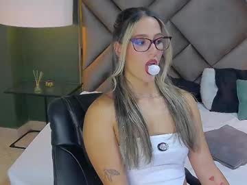 Sophia_Loreenn Chaturbate stream image from September 20, 2025