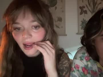 Lill_Daddysgirl Chaturbate stream image from September 20, 2025
