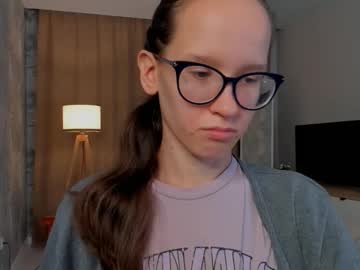Lynettebails stream image from September 20, 2025